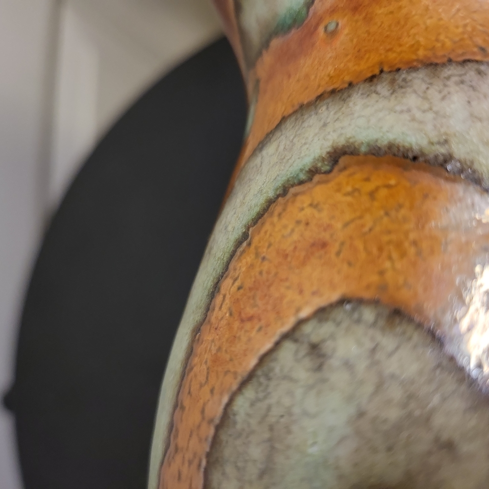 Mid-Century Modern Studio Pottery Ceramic Wall Pocket Vase - Picture 9 of 13